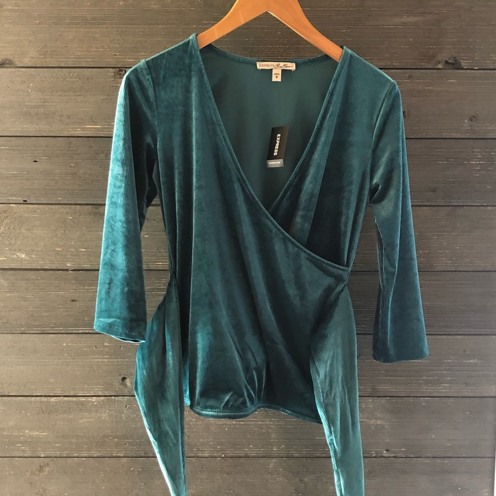 Express tie shirt